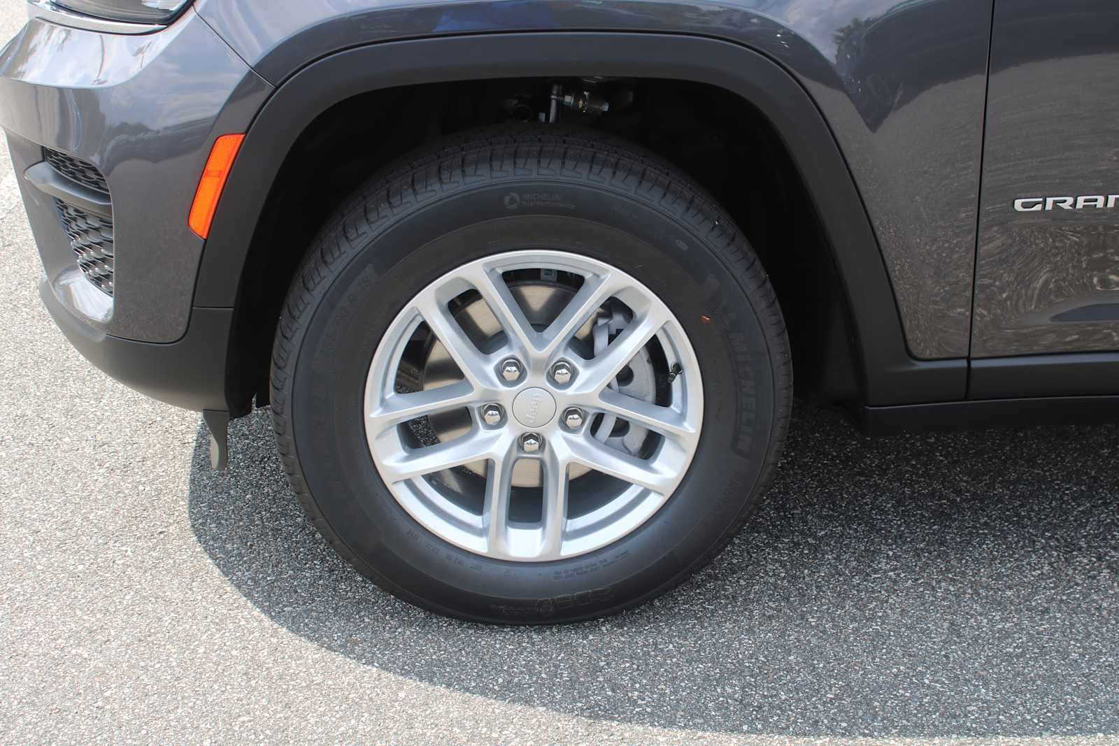 2026 Jeep Grand Cherokee Laredo X