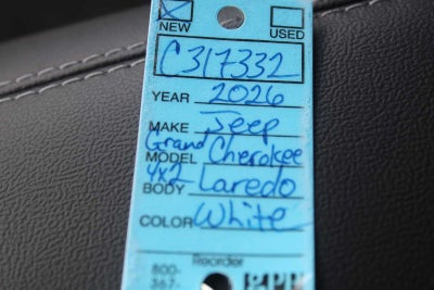 2026 Jeep Grand Cherokee Laredo Altitude