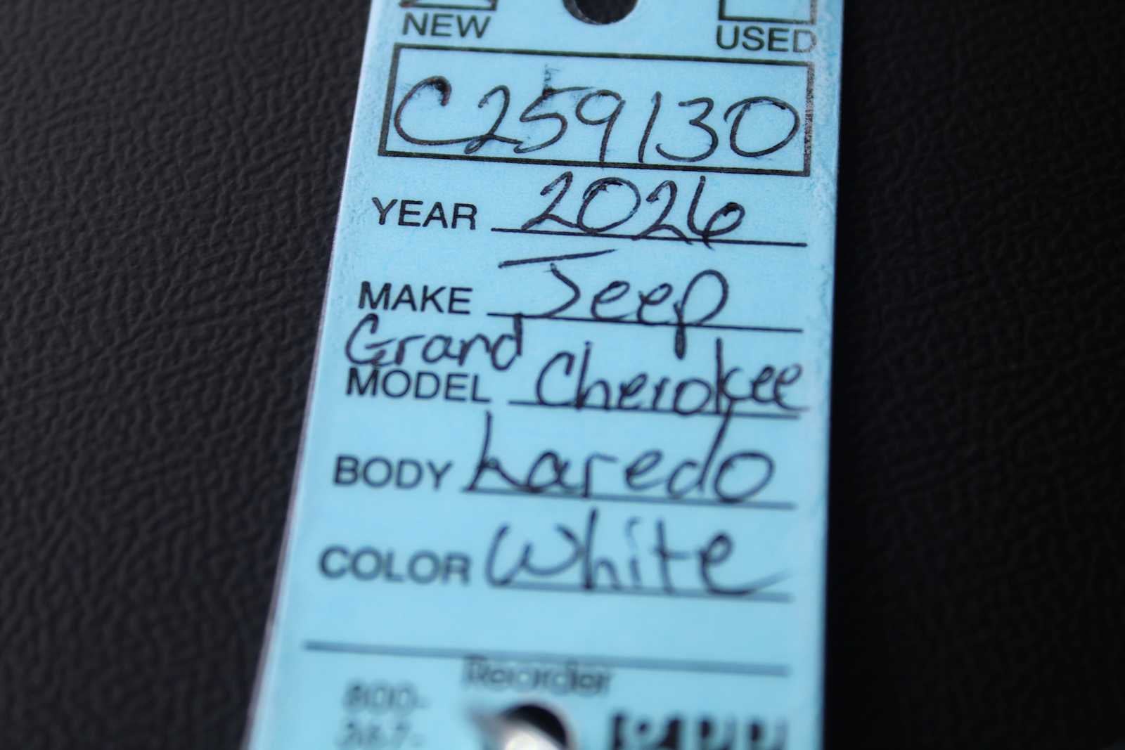 2026 Jeep Grand Cherokee Laredo Altitude