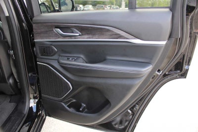 2022 Jeep Grand Cherokee Limited 4x2