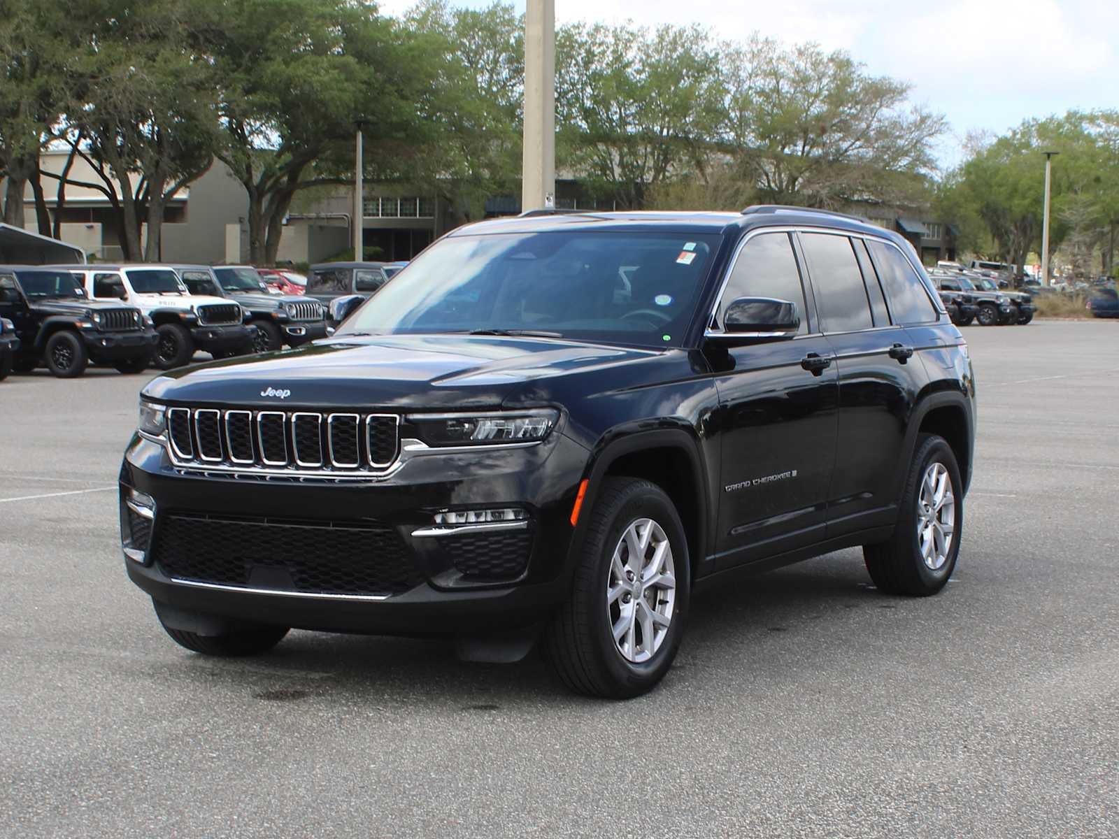 2022 Jeep Grand Cherokee Limited 4x2