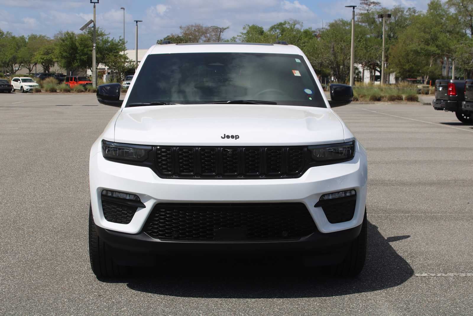 2025 Jeep Grand Cherokee Limited 4x2