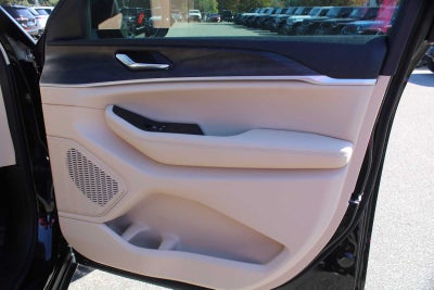 2025 Jeep Grand Cherokee GRAND CHEROKEE LIMITED 4X2