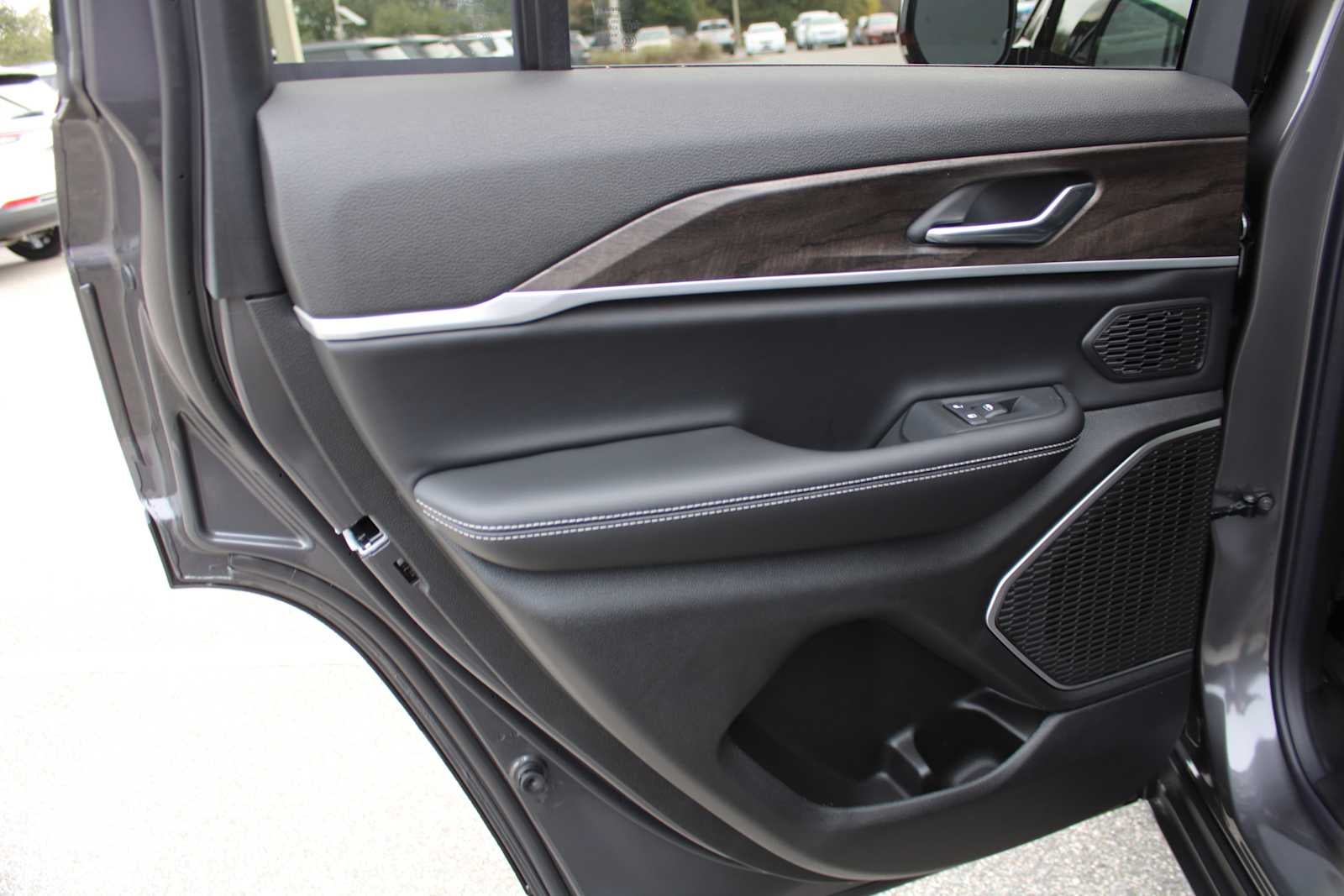 2026 Jeep Grand Cherokee GRAND CHEROKEE LIMITED 4X2