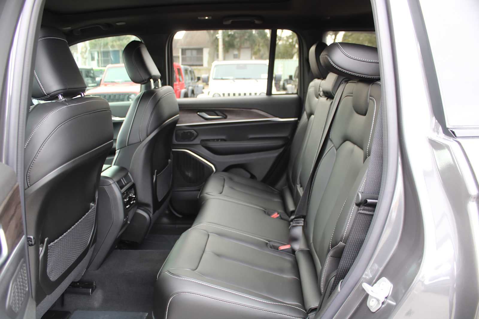 2026 Jeep Grand Cherokee GRAND CHEROKEE LIMITED 4X2