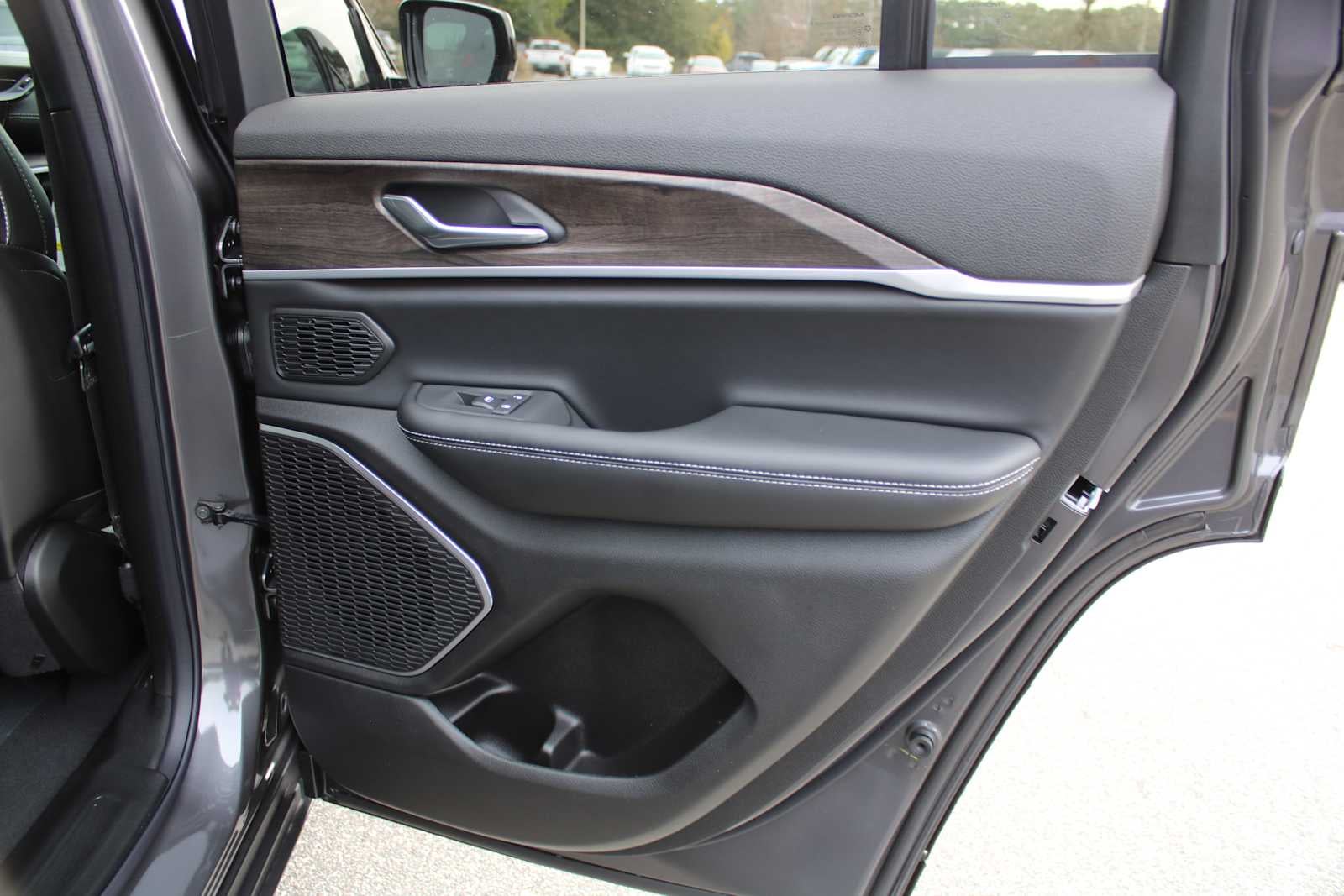 2026 Jeep Grand Cherokee GRAND CHEROKEE LIMITED 4X2