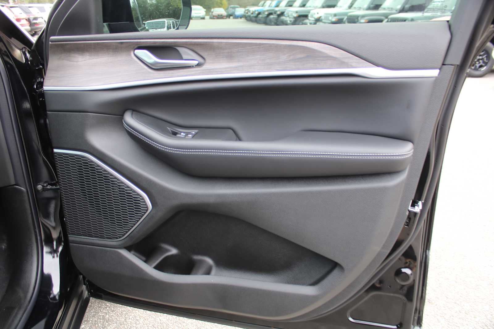 2026 Jeep Grand Cherokee GRAND CHEROKEE LIMITED 4X2