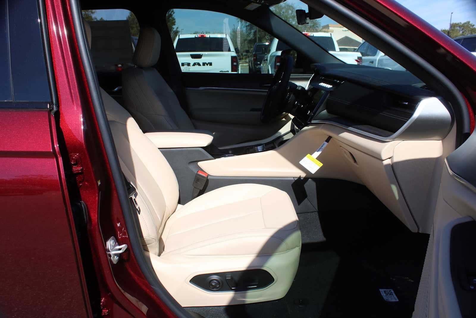 2026 Jeep Grand Cherokee GRAND CHEROKEE LIMITED 4X2