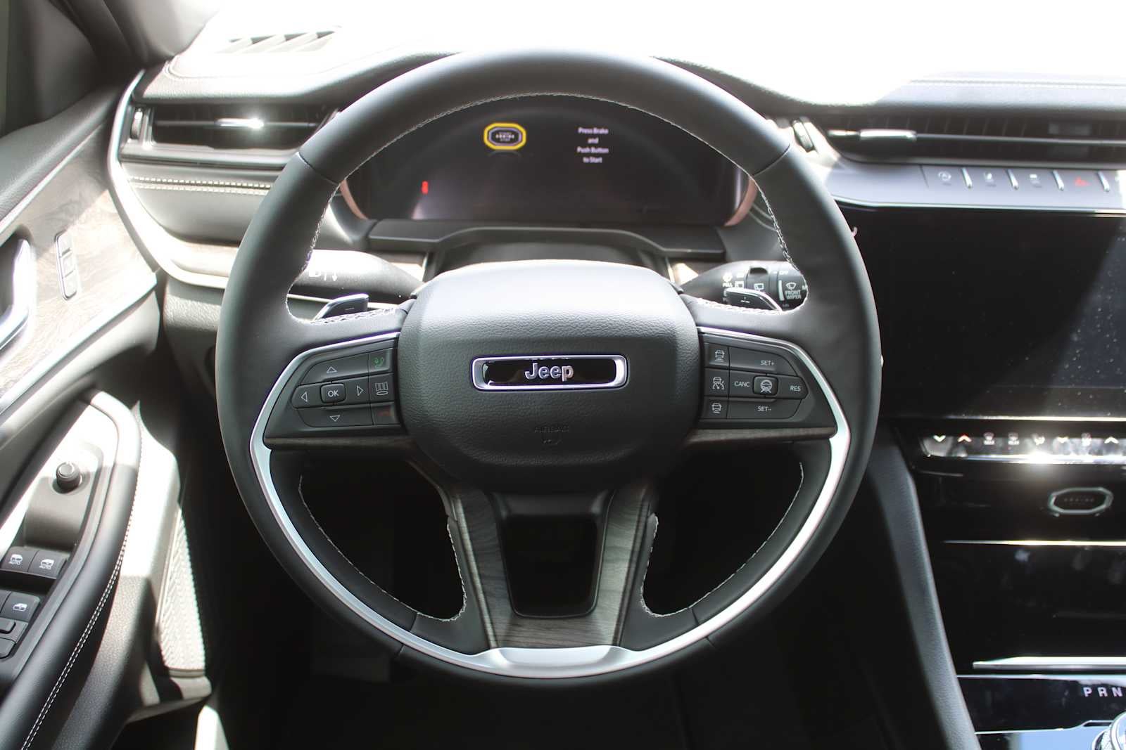 2027 Jeep Grand Cherokee Limited