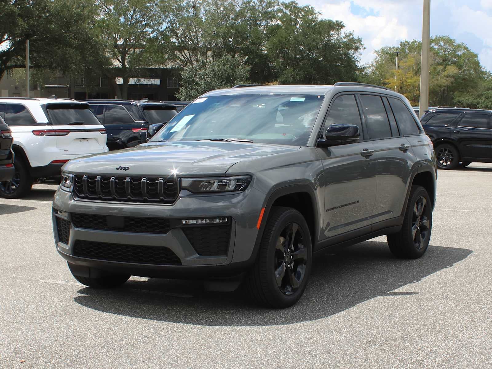2027 Jeep Grand Cherokee Limited