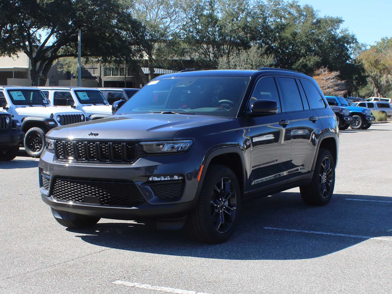 2025 Jeep Grand Cherokee GRAND CHEROKEE LIMITED 4X4