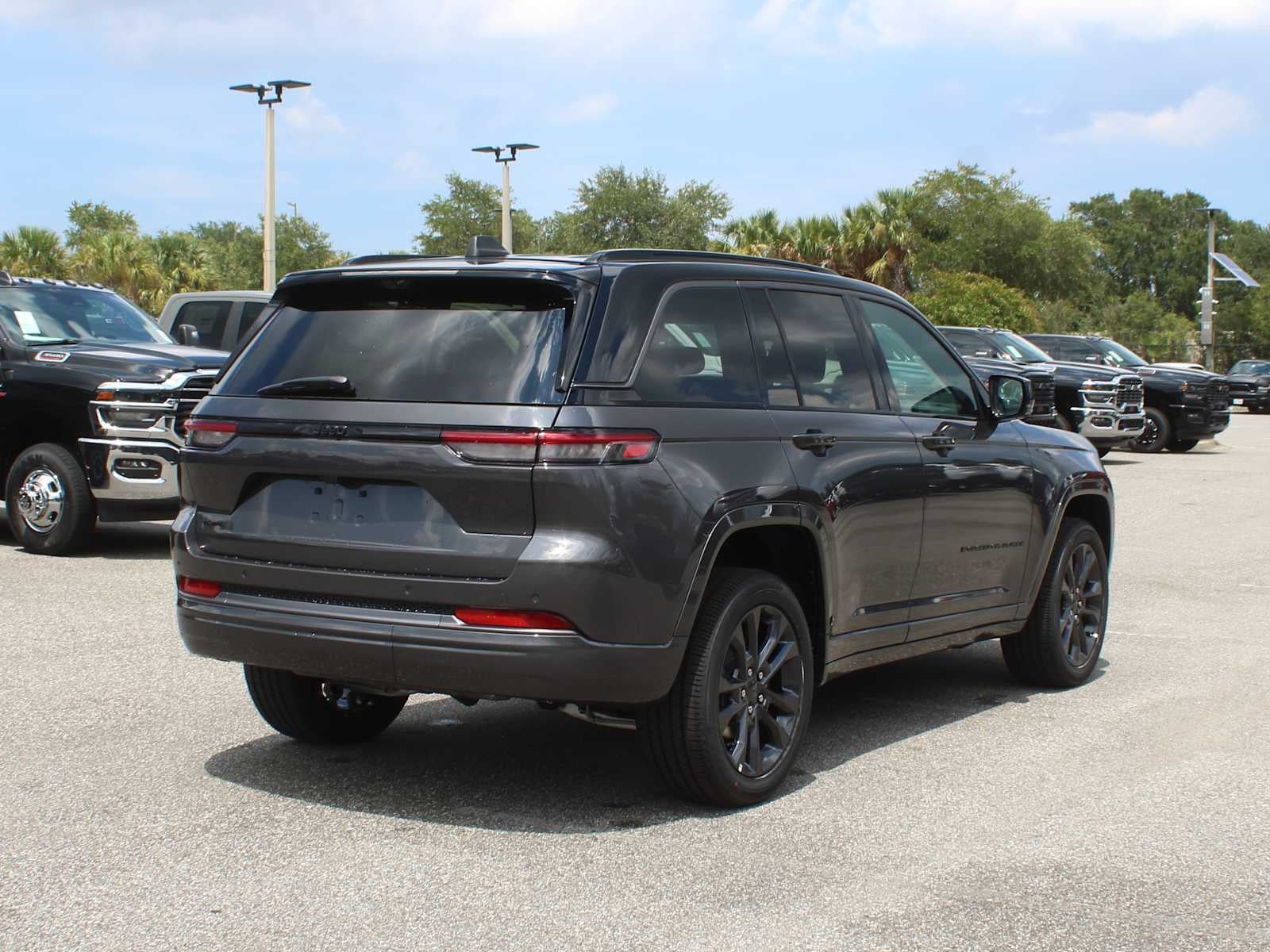 2026 Jeep Grand Cherokee Limited Reserve