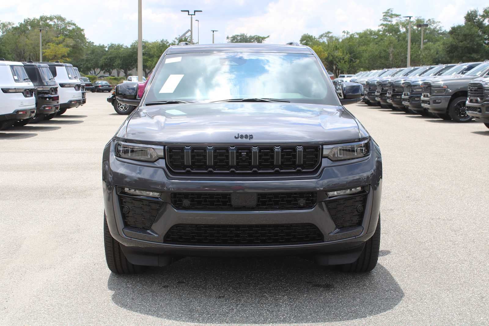 2026 Jeep Grand Cherokee Limited Reserve