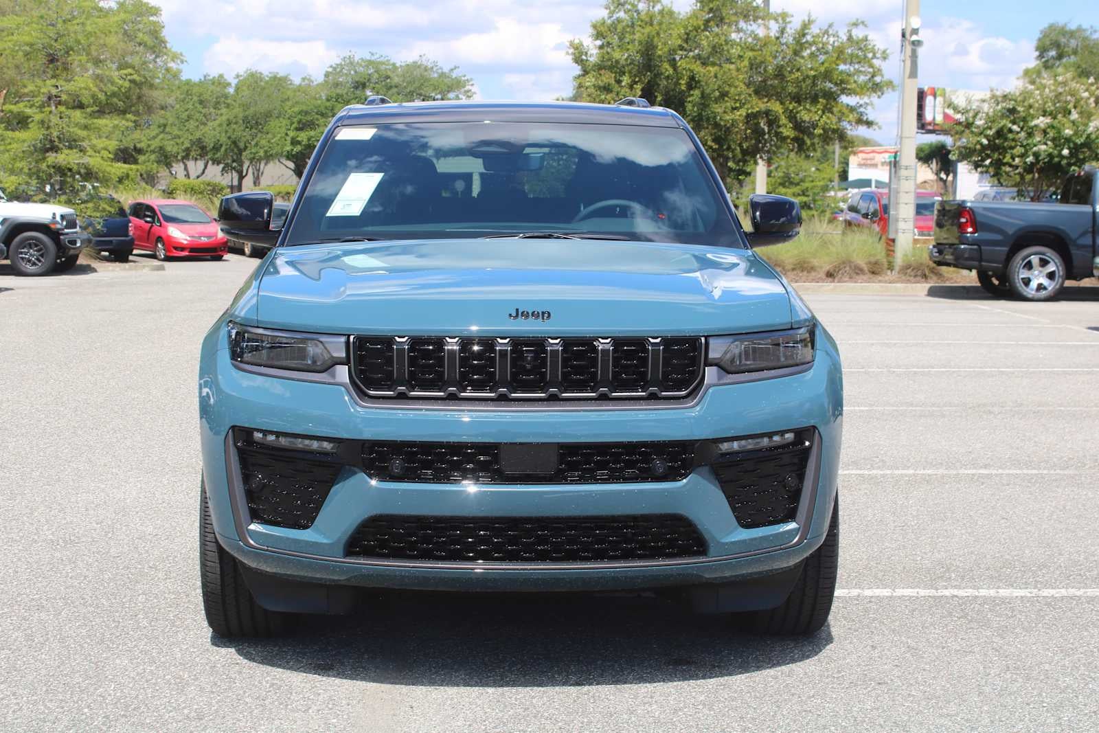 2026 Jeep Grand Cherokee Limited Reserve