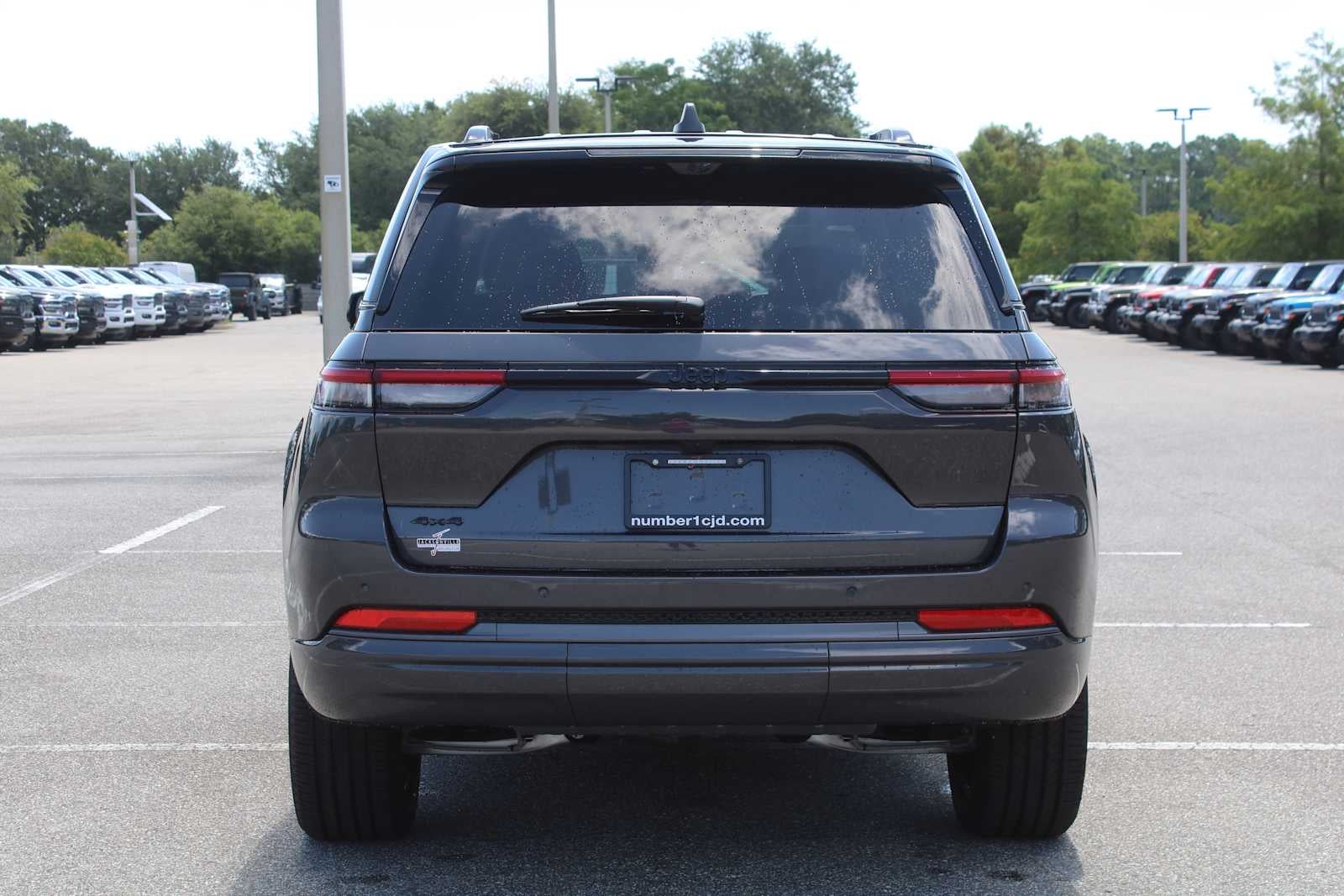 2026 Jeep Grand Cherokee Limited Reserve
