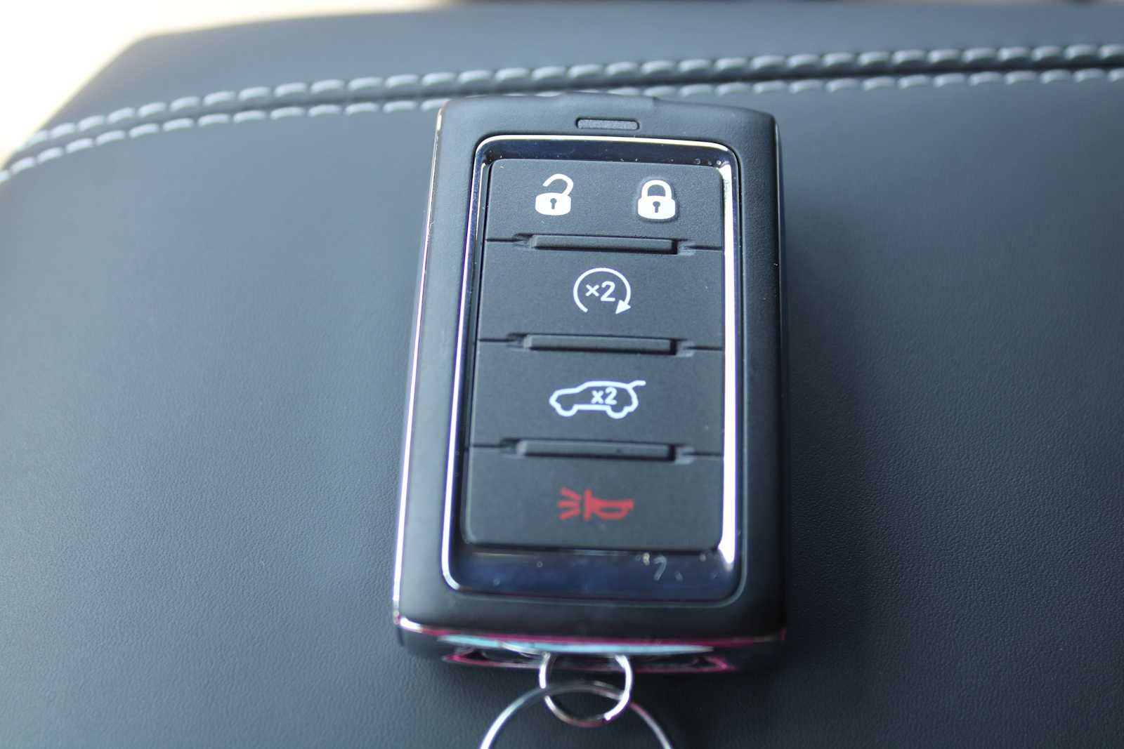 2026 Jeep Grand Cherokee Limited Reserve