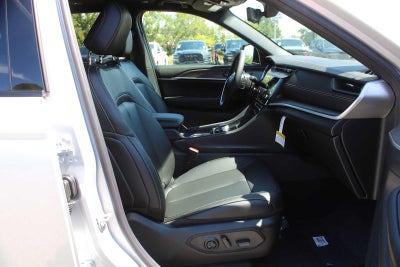 2026 Jeep Grand Cherokee 85th Anniversary Edition