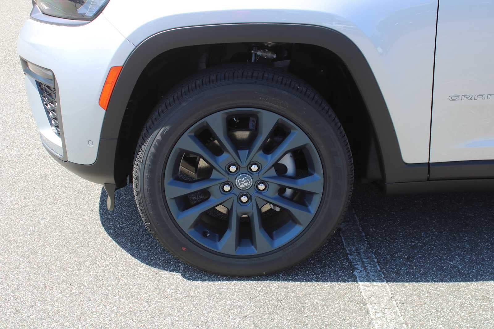 2026 Jeep Grand Cherokee 85th Anniversary Edition