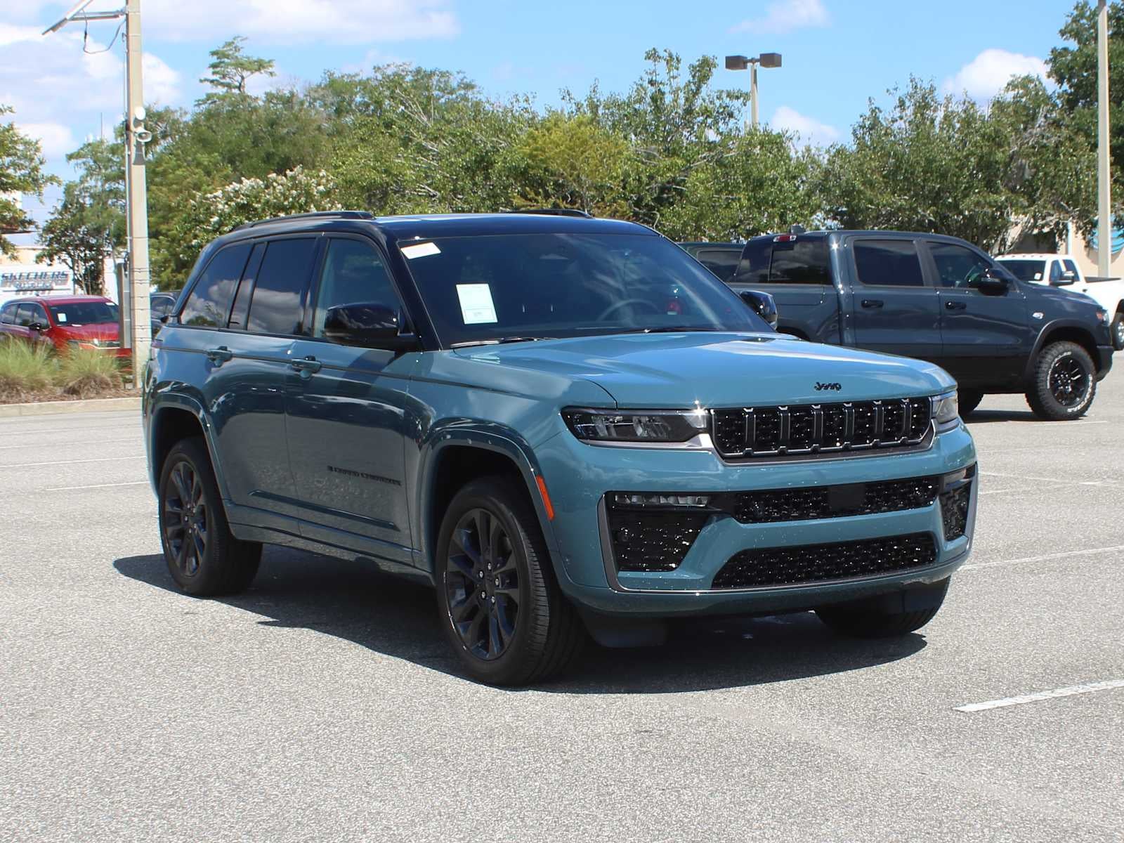 2026 Jeep Grand Cherokee Limited Reserve