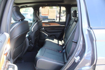 2025 Jeep Grand Cherokee Summit Reserve