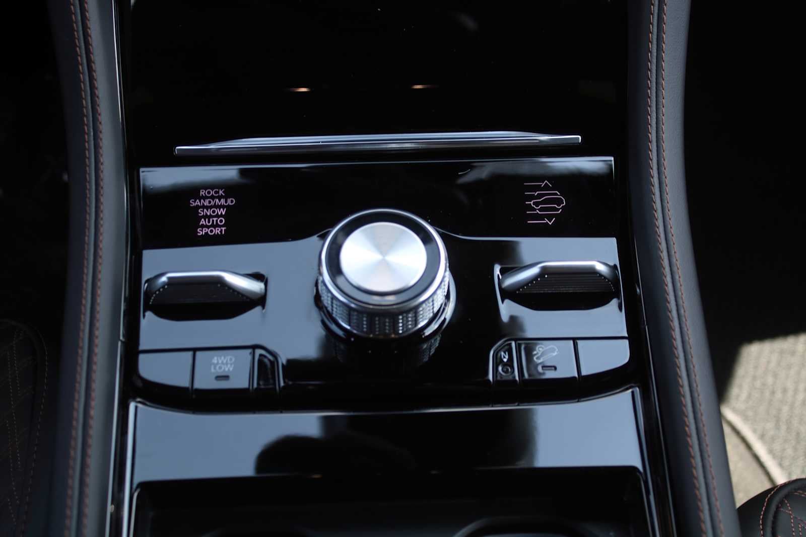 2025 Jeep Grand Cherokee Summit Reserve