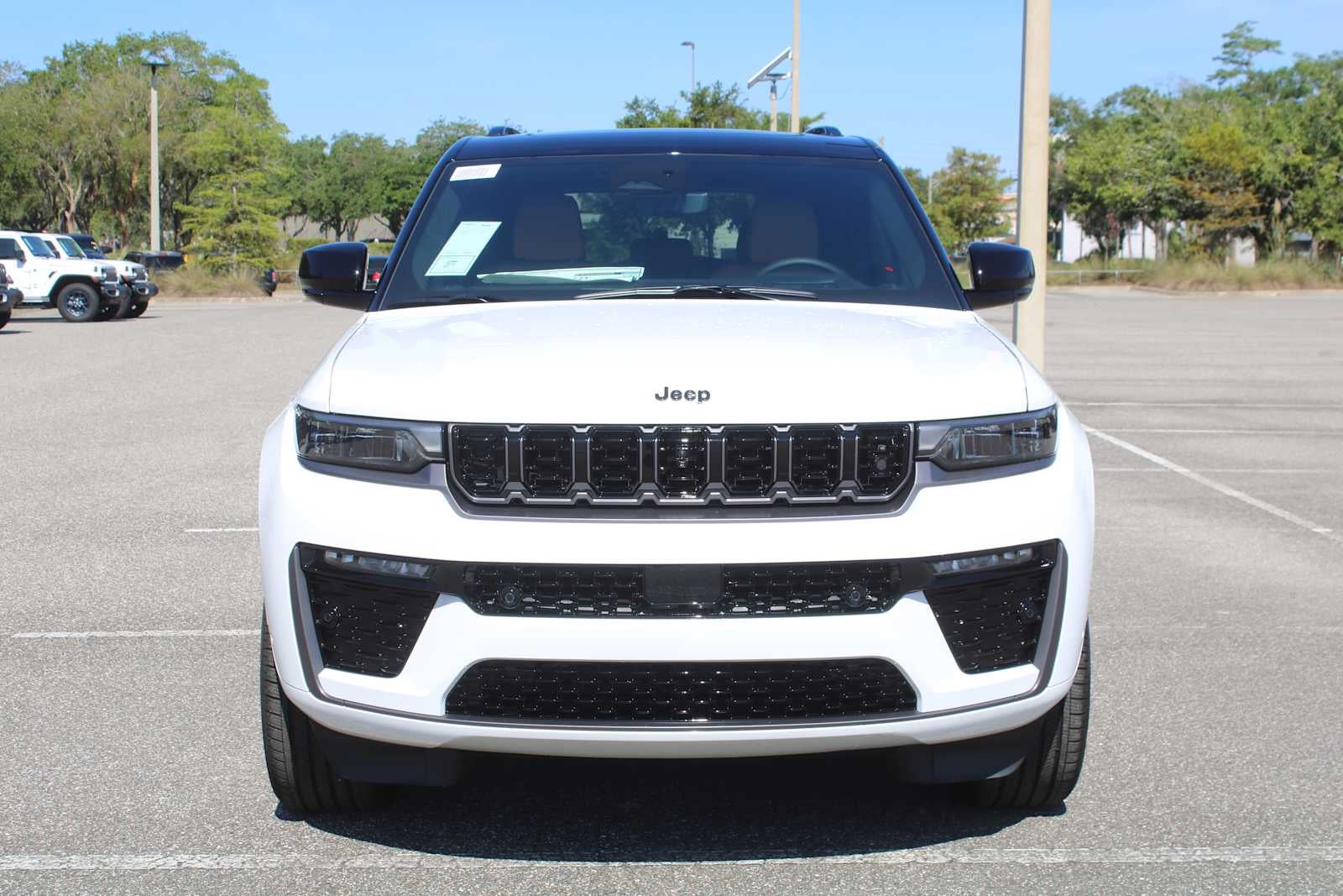 2026 Jeep Grand Cherokee Summit
