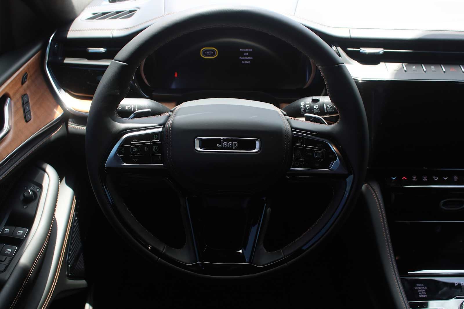 2026 Jeep Grand Cherokee Summit