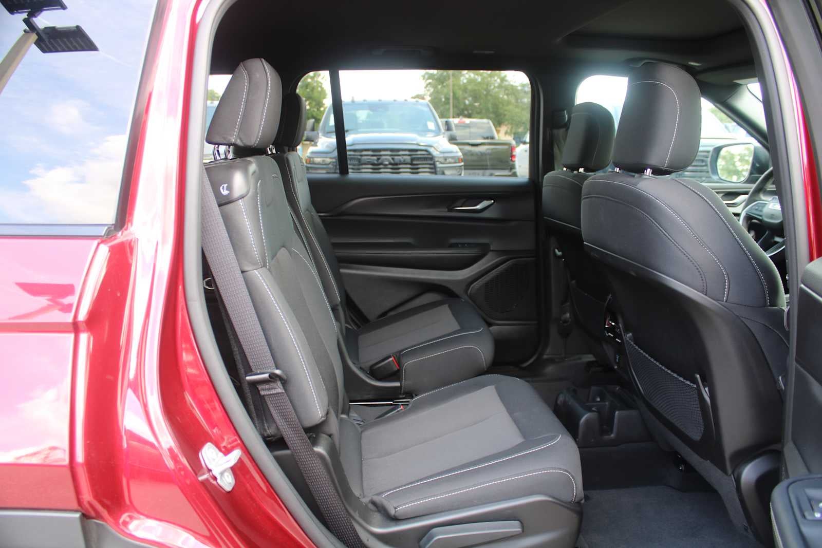 2025 Jeep Grand Cherokee L Laredo X