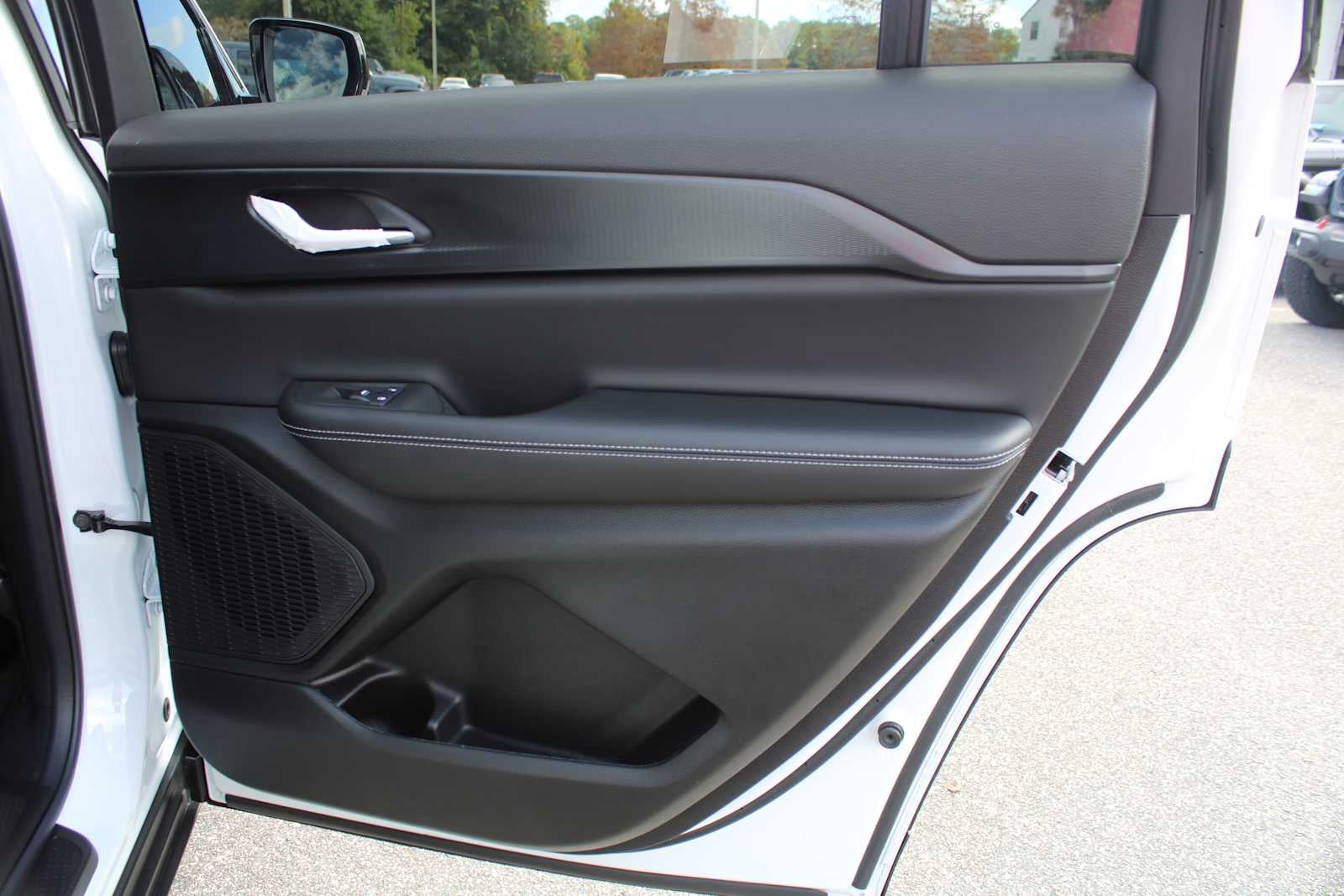 2025 Jeep Grand Cherokee GRAND CHEROKEE L ALTITUDE X 4X2