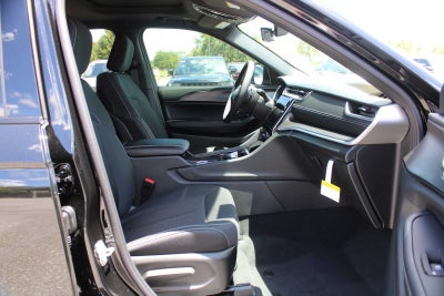 2025 Jeep Grand Cherokee GRAND CHEROKEE L LAREDO X 4X2