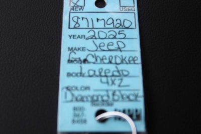 2025 Jeep Grand Cherokee GRAND CHEROKEE L LAREDO X 4X2