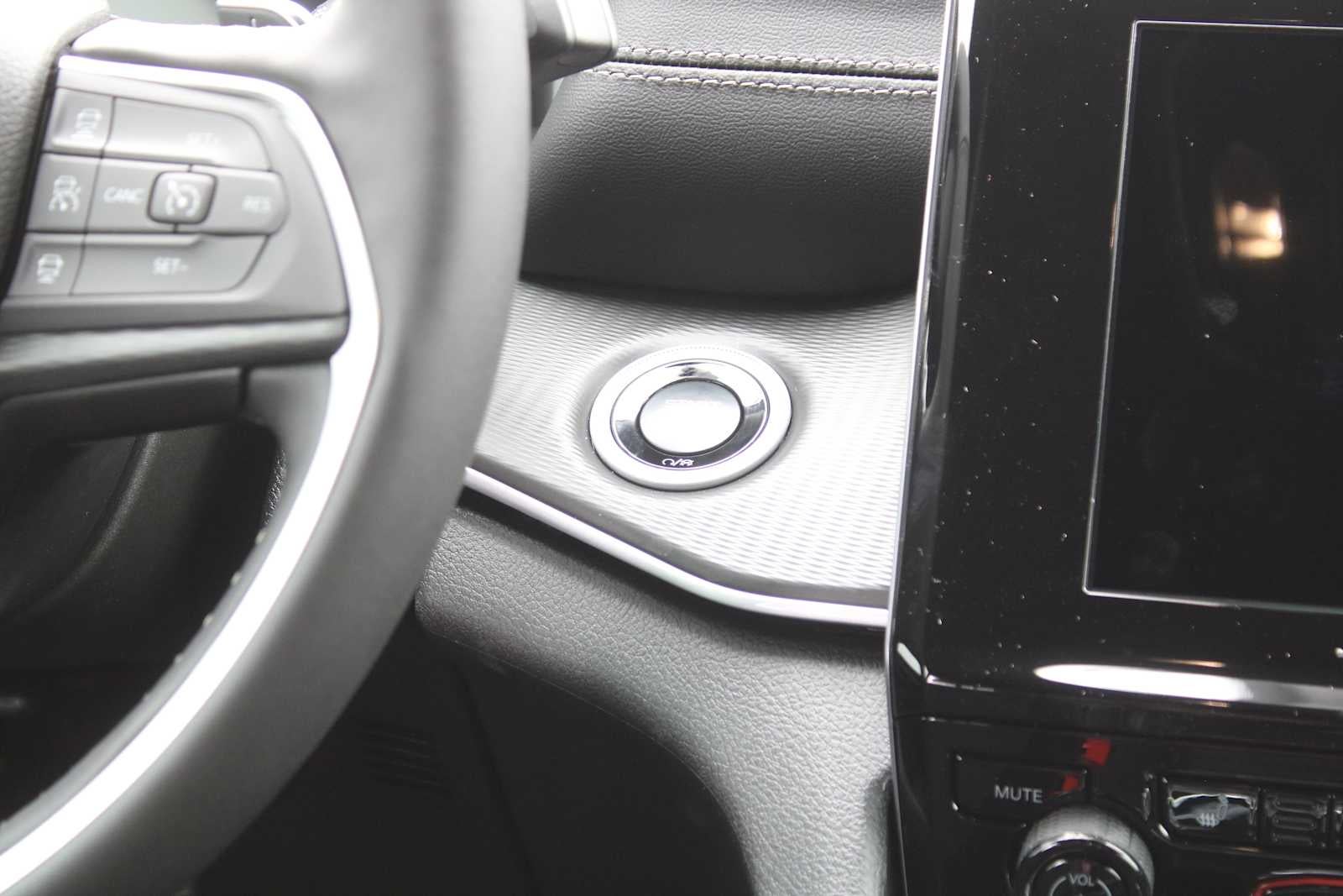 2025 Jeep Grand Cherokee GRAND CHEROKEE L ALTITUDE X 4X2