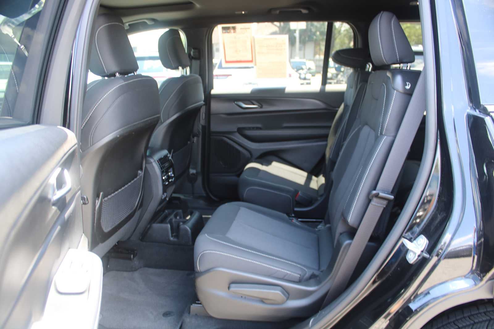 2025 Jeep Grand Cherokee L Laredo X