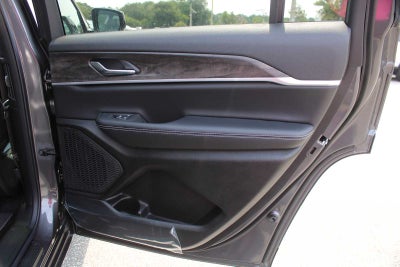 2026 Jeep Grand Cherokee L Laredo Altitude