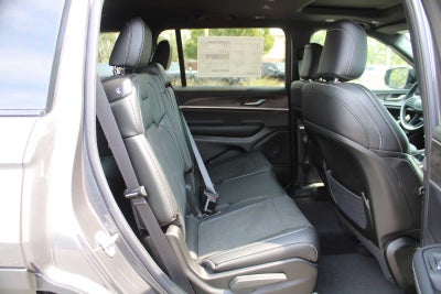 2026 Jeep Grand Cherokee L Laredo Altitude