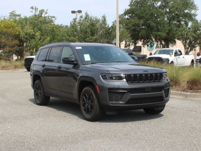 2026 Jeep Grand Cherokee L Laredo Altitude