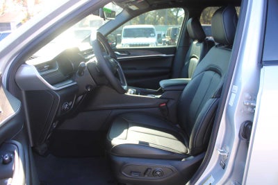 2025 Jeep Grand Cherokee GRAND CHEROKEE L LIMITED 4X2