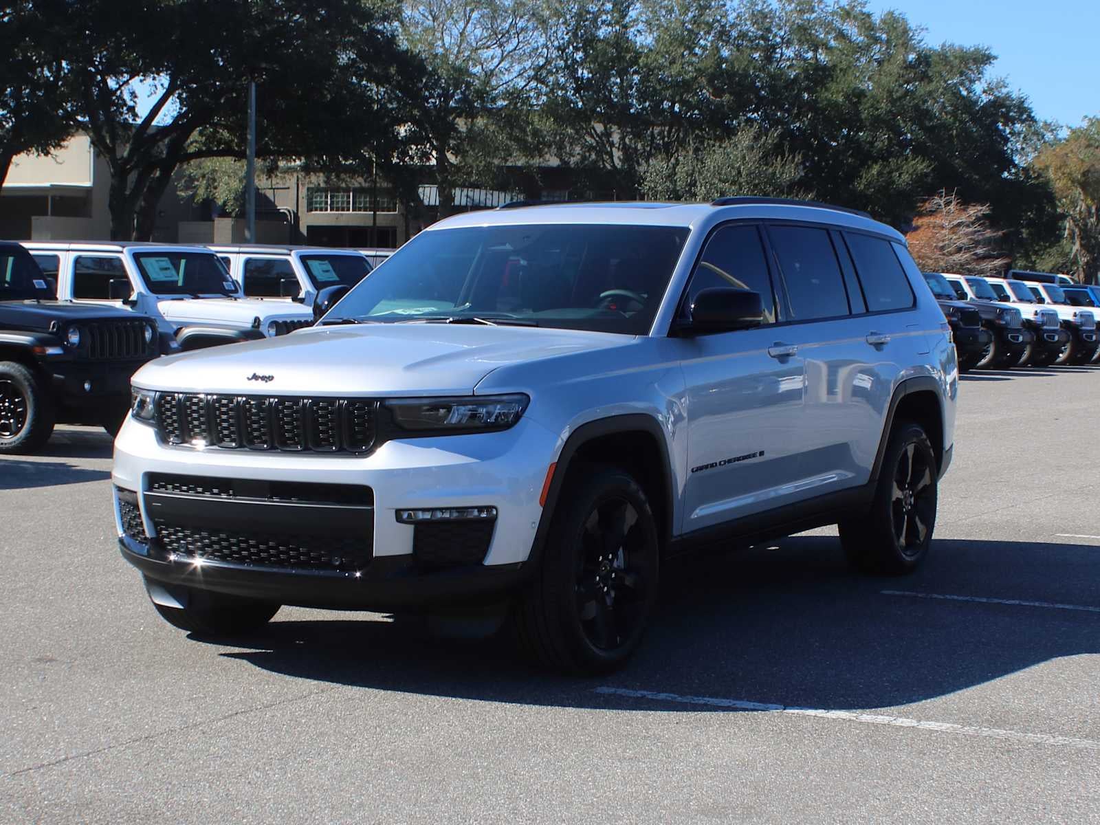 2025 Jeep Grand Cherokee GRAND CHEROKEE L LIMITED 4X2