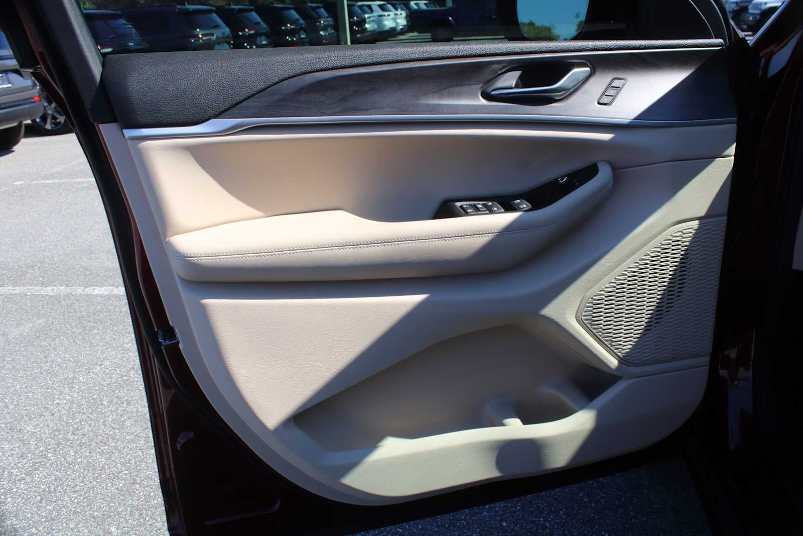 2025 Jeep Grand Cherokee GRAND CHEROKEE L LIMITED 4X2