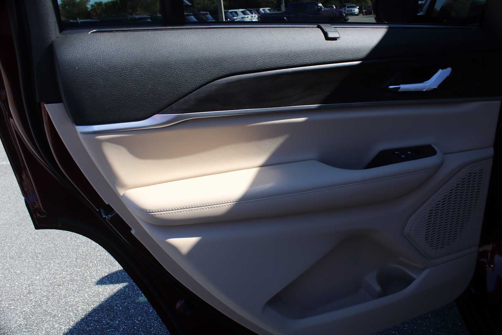 2025 Jeep Grand Cherokee GRAND CHEROKEE L LIMITED 4X2