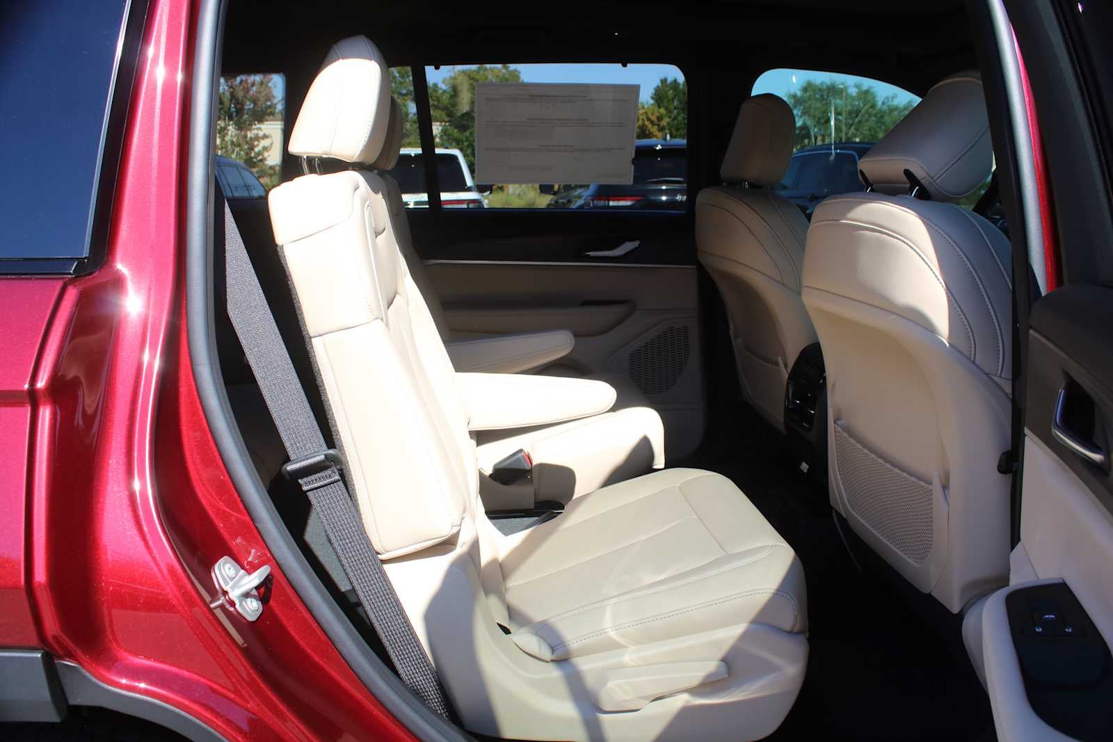 2025 Jeep Grand Cherokee GRAND CHEROKEE L LIMITED 4X2