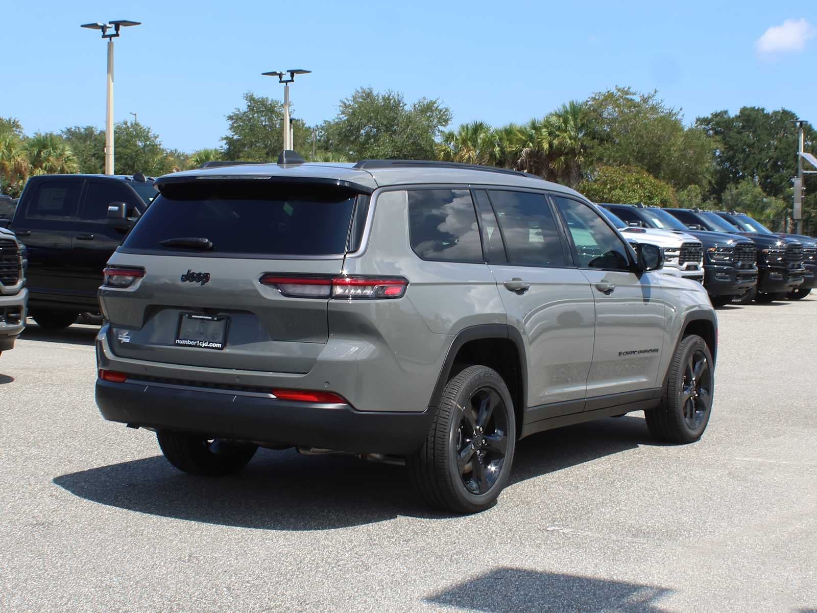 2027 Jeep Grand Cherokee L Limited