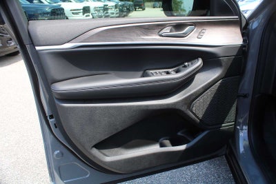 2027 Jeep Grand Cherokee L Limited