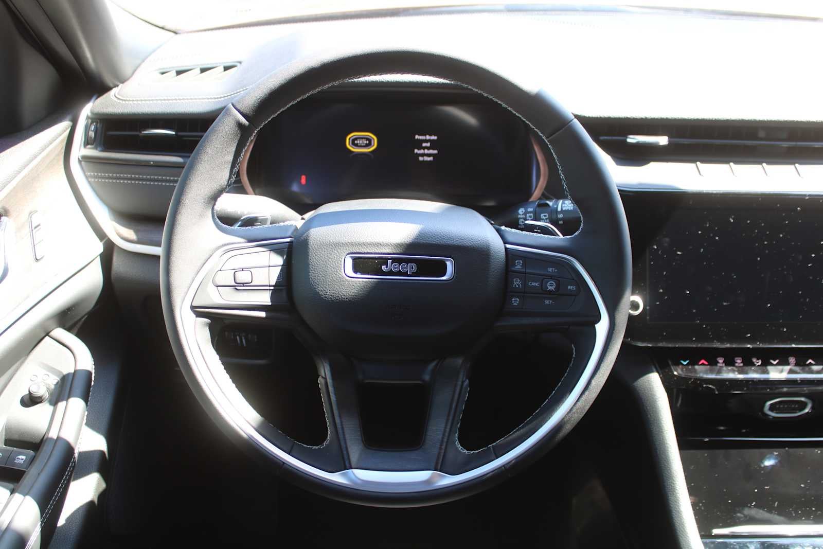 2027 Jeep Grand Cherokee L Limited