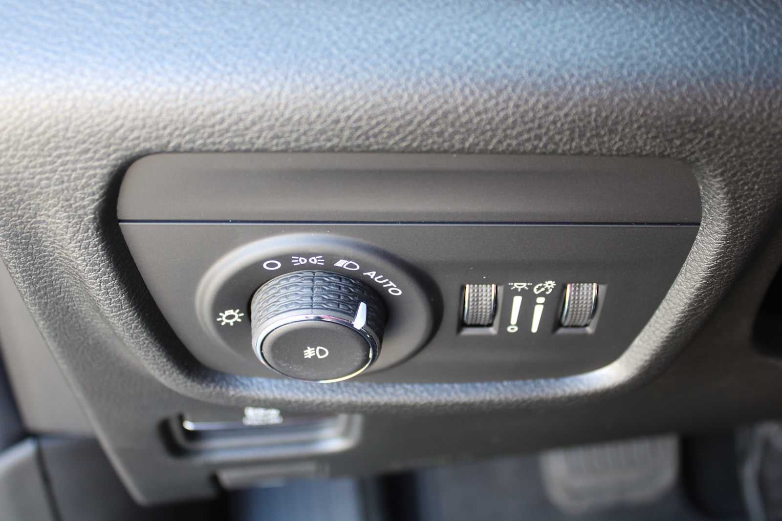 2027 Jeep Grand Cherokee L Limited