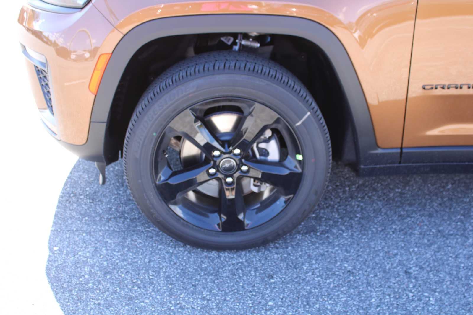 2027 Jeep Grand Cherokee L Limited