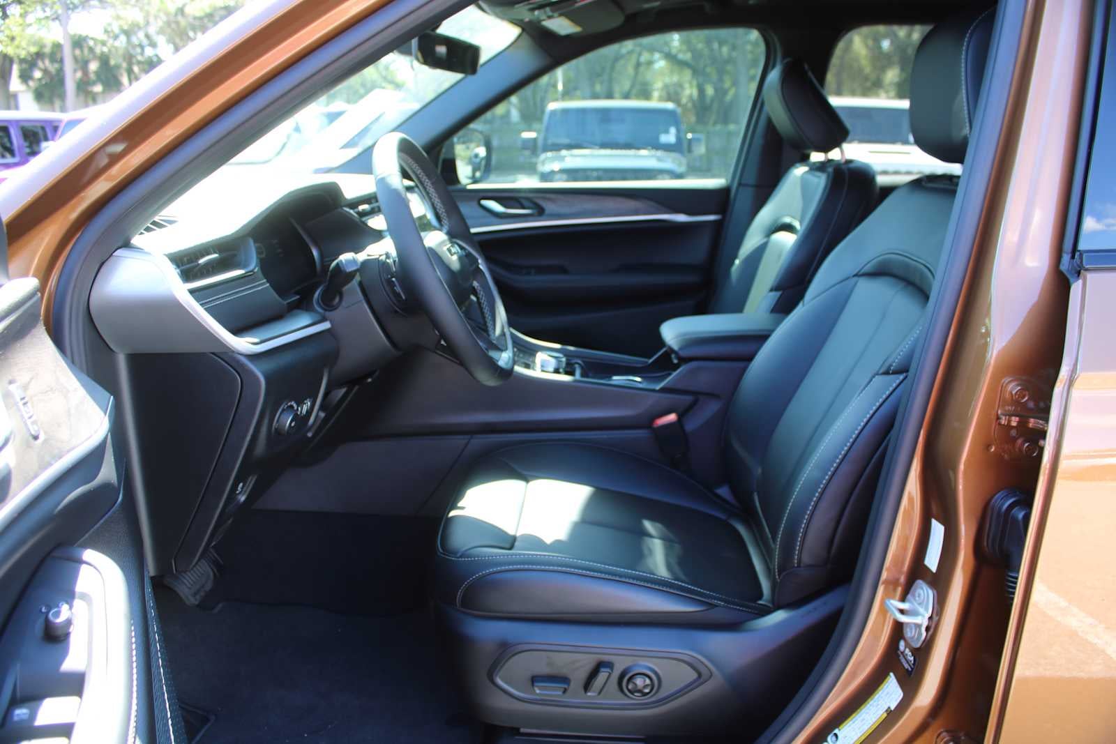 2027 Jeep Grand Cherokee L Limited