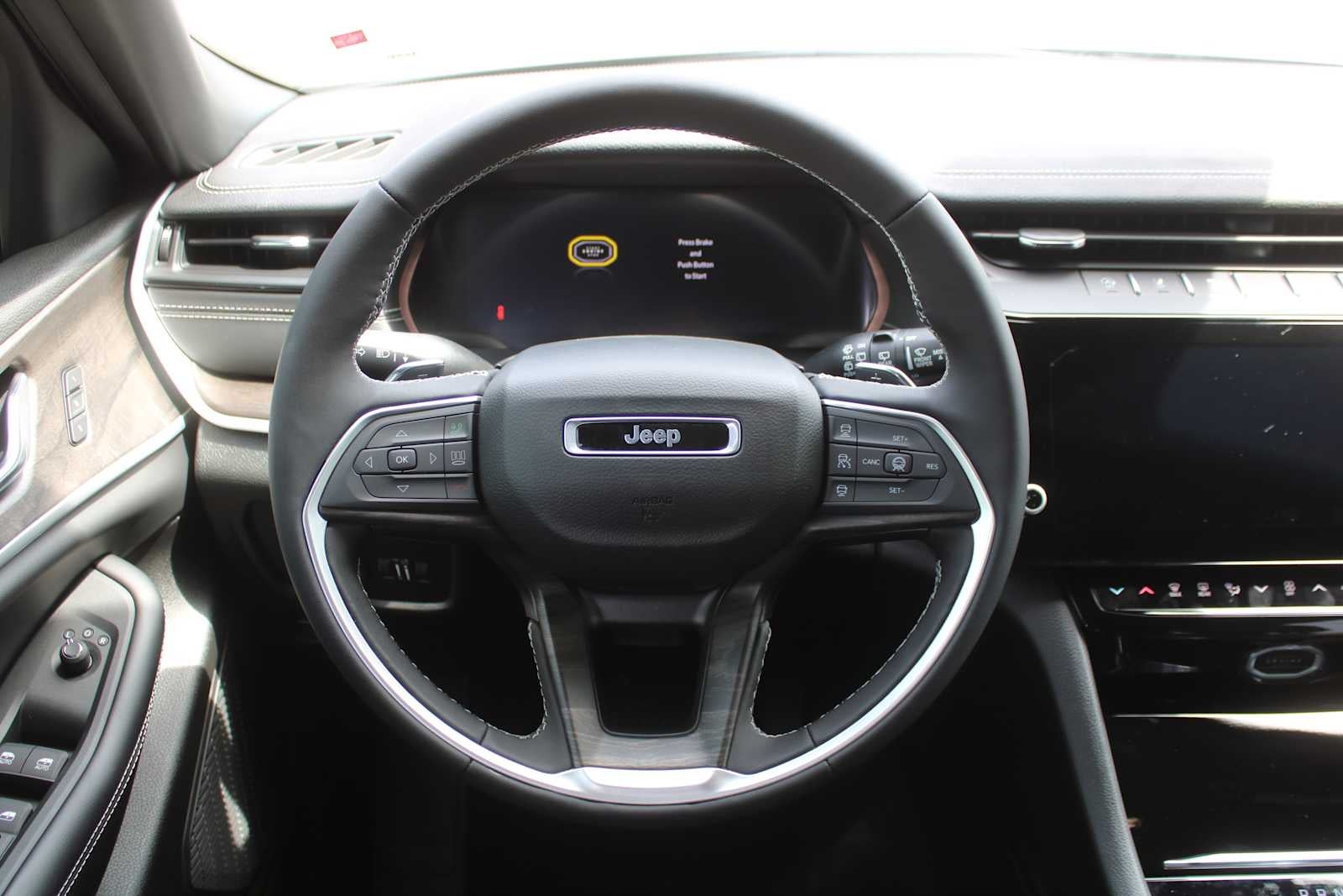 2027 Jeep Grand Cherokee L Limited