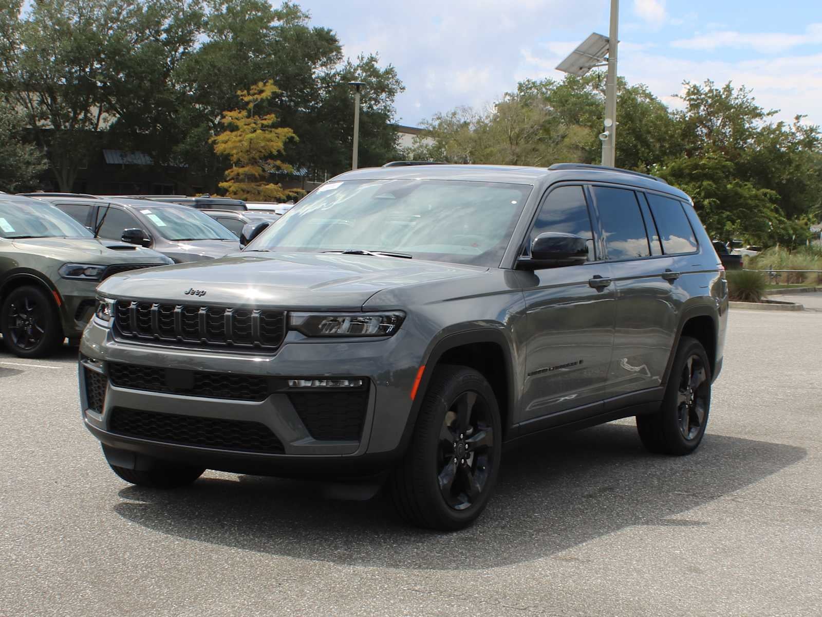 2027 Jeep Grand Cherokee L Limited