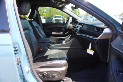 2026 Jeep Grand Cherokee GRAND CHEROKEE L LIMITED 4X2